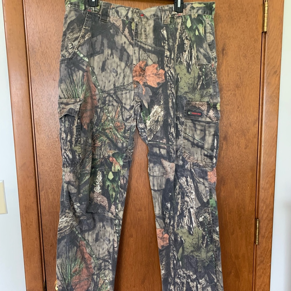 Mossy oak camo pants